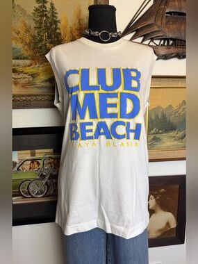 Vintage 1980s "CLUB MED BEACH"  Playa, Blanca Muscle Shirt Single-Stitch L-XL